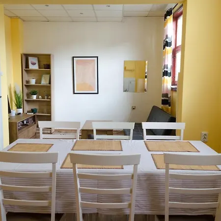 Oleander & 게스트하우스 4*