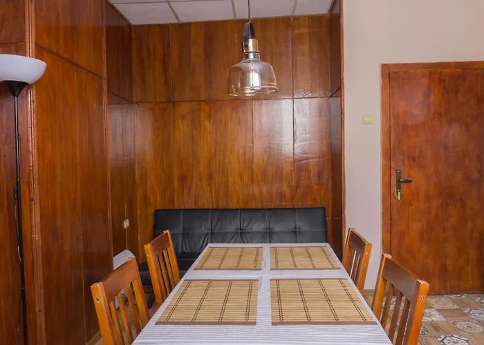 Oleander & 招待所