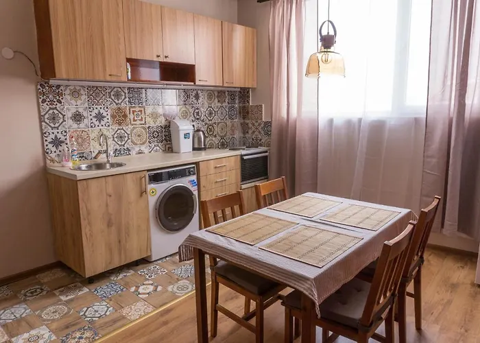 招待所 Oleander & 4*