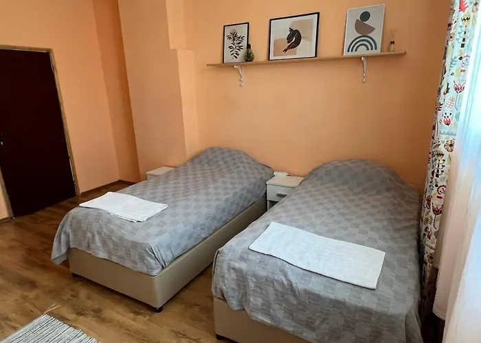 Oleander & ゲストハウス 4*