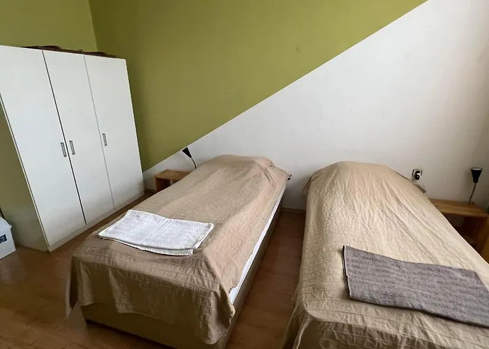 Oleander & ゲストハウス 4*