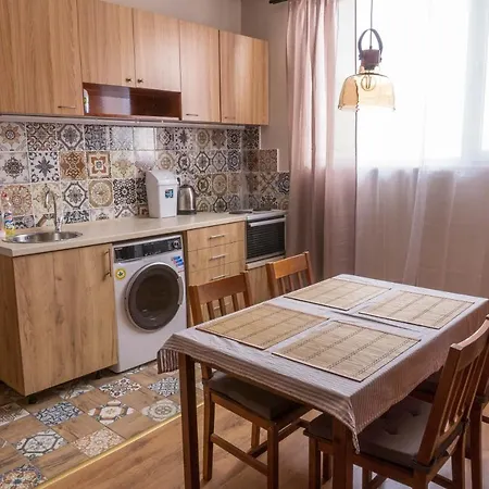 ゲストハウス Oleander & 4*