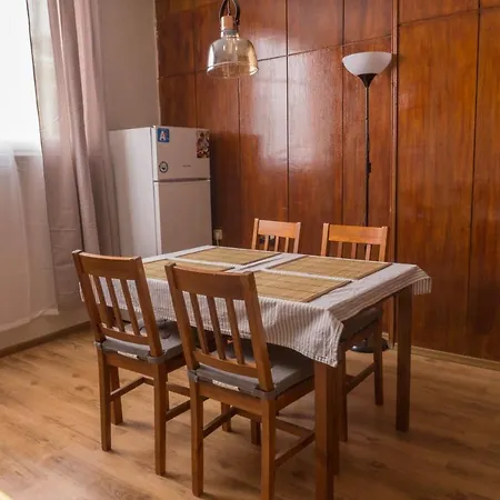 ゲストハウス Oleander & 4*